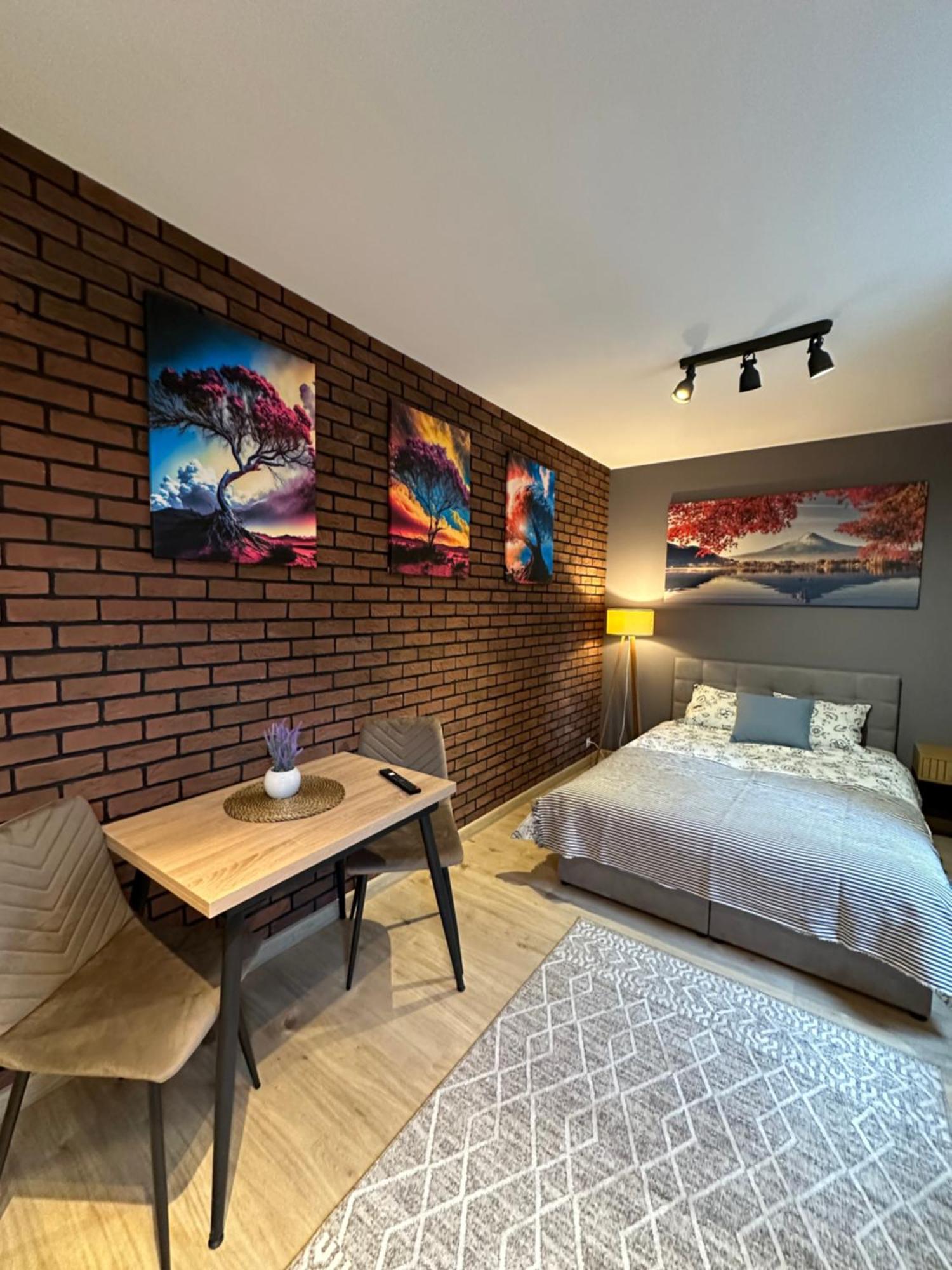 Apartment 1 Maja 94